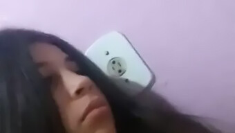 Brazilian Teen On Periscope In High-Quality 60 Fps Video