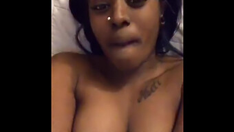 Periscope Freaks: Girl Masturbating