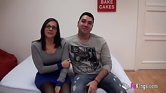 Pareja Española De Recién Casados Filma Su Primer Video Amateur Con Sexo Oral, Anal Y Vaginal