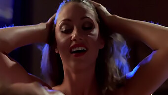 Shannon Elizabeth In Einer Knisternden Sexszene Von Arli$$ Staffel 1, Episode 7