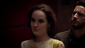 Sikap Nakal Michelle Dockery Di Musim 1 Episode 1 Dengan Suara Sensual Yang Diperkuat