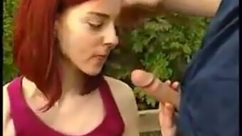 Una Coppia Di Adolescenti Britannici Esplora Il Sesso All'Aperto In Campagna. Non Perdere Questo Video Bollente!