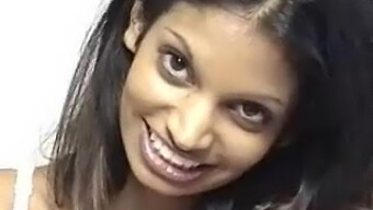 Indian Mandy Subisce Abuso Facciale E Degrado