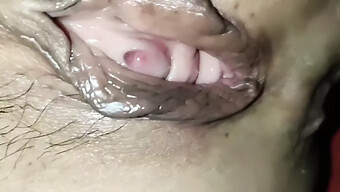 Creampie Buatan Sendiri Dari Seorang Milf Asia