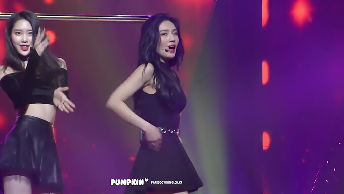 Nikmati Fanfiksi Red Velvet Joy Yang Sensual