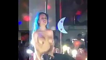 Lesbian Stripper Gets Her Pussies Eaten Out In Public