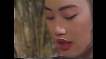 Retro Mimi Miyagi Într-O Scenă Porno Asiatică Vintage Fierbinte